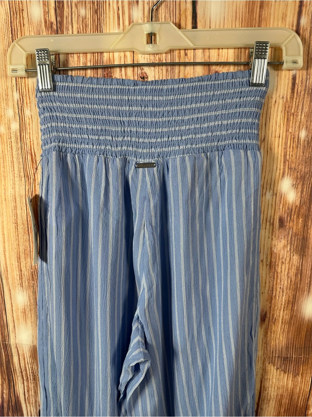 NWT Billabong Light Blue Striped Wide-Leg Pants - Women Size Small - Picture 13 of 16